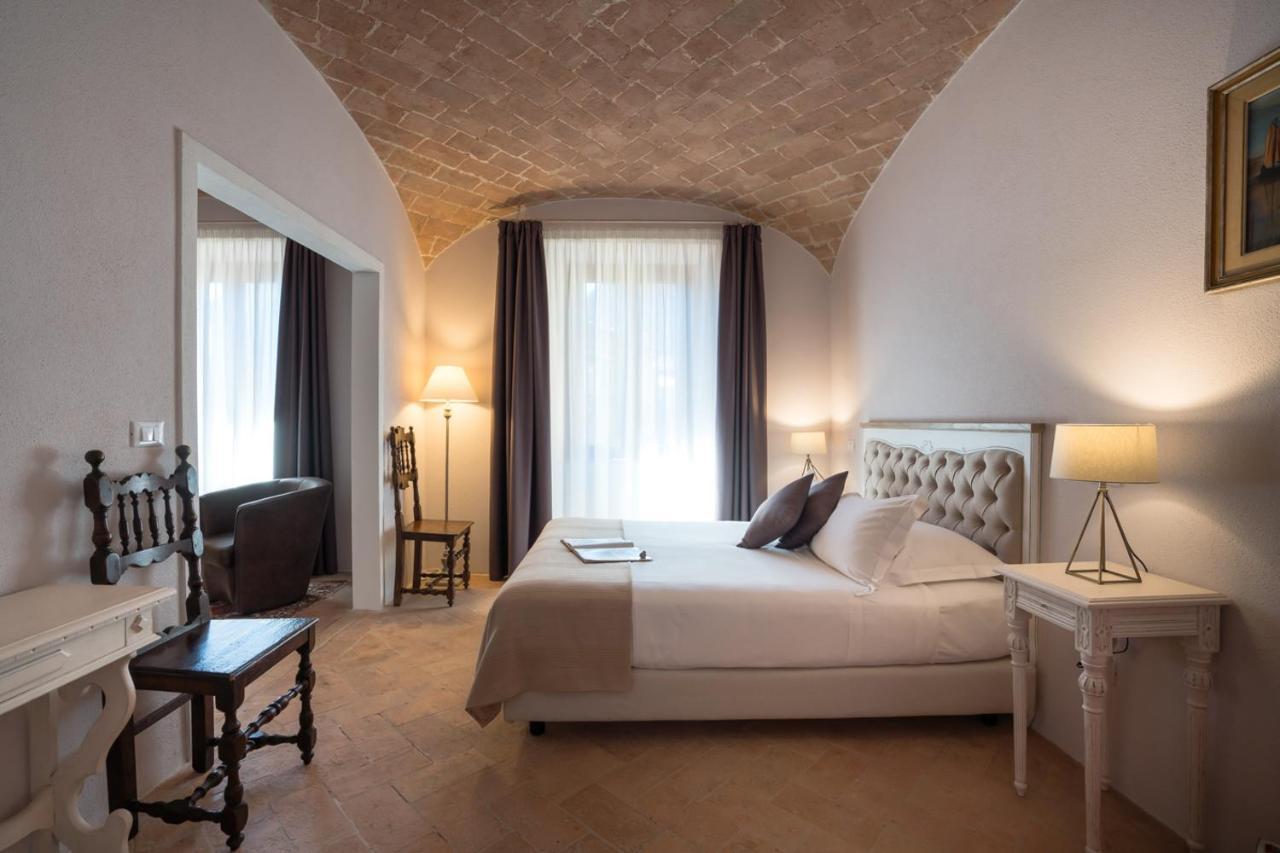 Dimora Delle Muse Bed & Breakfast Montalcino Dış mekan fotoğraf