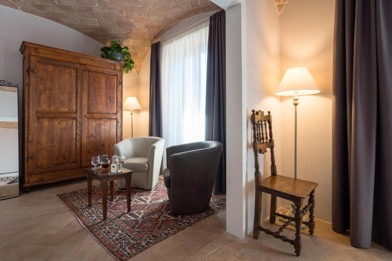 Dimora Delle Muse Bed & Breakfast Montalcino Dış mekan fotoğraf