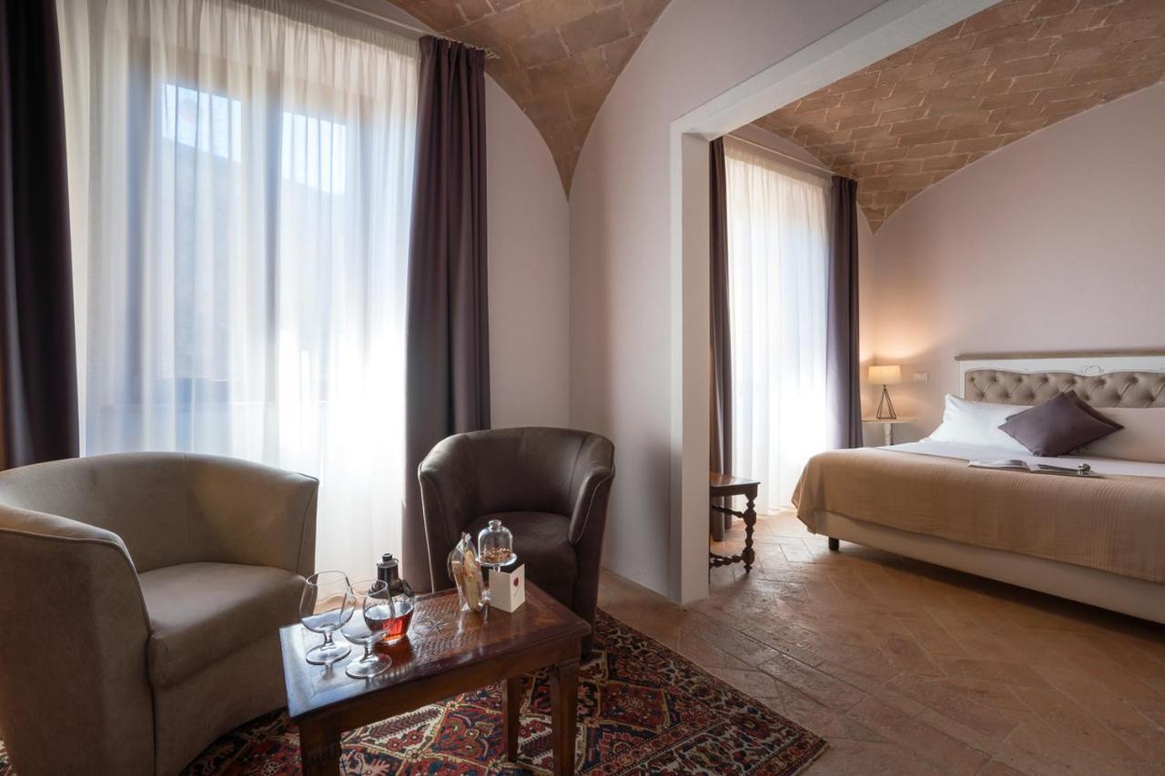 Dimora Delle Muse Bed & Breakfast Montalcino Dış mekan fotoğraf